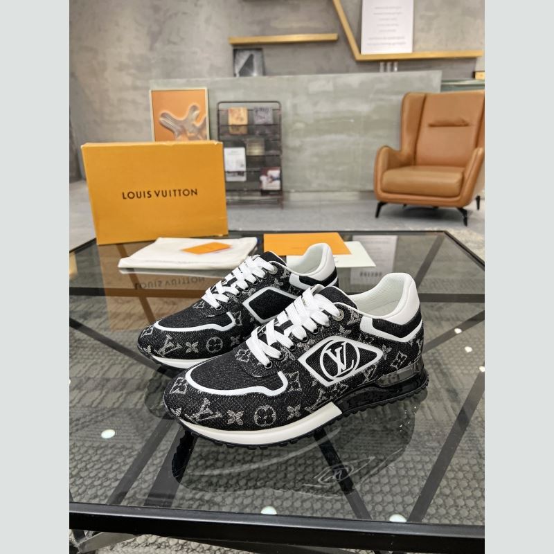 l**is V*t*n sneakers